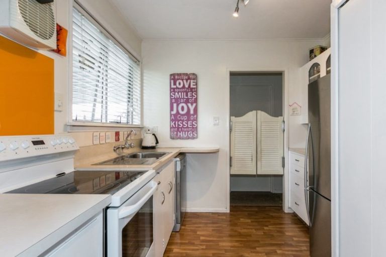 Photo of property in 26 Harpham Street, Taradale, Napier, 4112