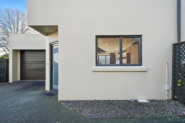Photo of property in 112 Strickland Street, Sydenham, Christchurch, 8023