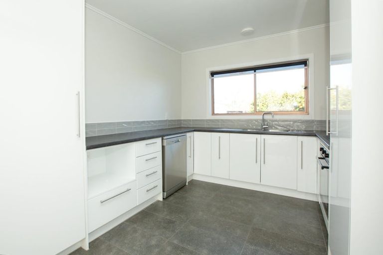 Photo of property in 24 Forest Lake Road, Forest Lake, Hamilton, 3200