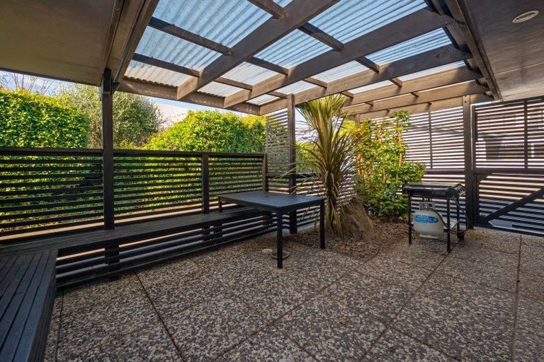 Photo of property in 8 Selwyn Road, Lynmore, Rotorua, 3010