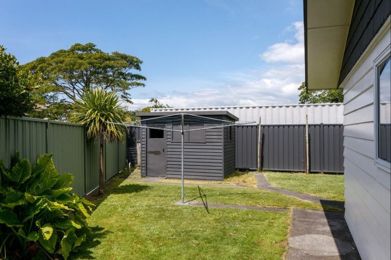 Photo of property in 15 Byron Street, Te Hapara, Gisborne, 4010