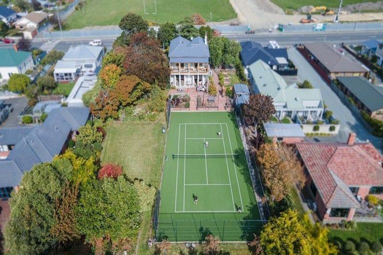 Photo of property in 335 Church Street, West End, Timaru, 7910