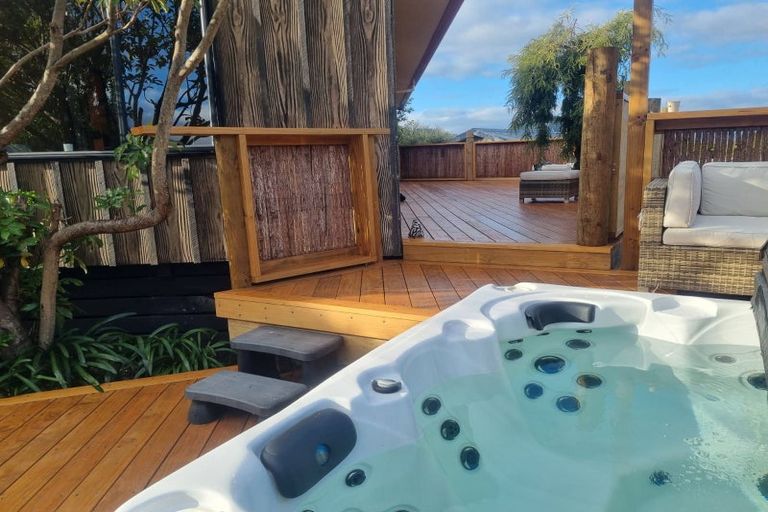 Photo of property in 25a Hampden Street, Picton, 7220