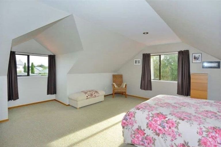 Photo of property in 32 Arkwright Place, Halswell, Christchurch, 8025