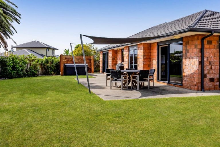 Photo of property in 5a James Drive, Bell Block, New Plymouth, 4312