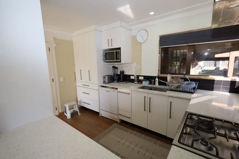 Photo of property in 4 Wharepaina Crescent, Springfield, Rotorua, 3015