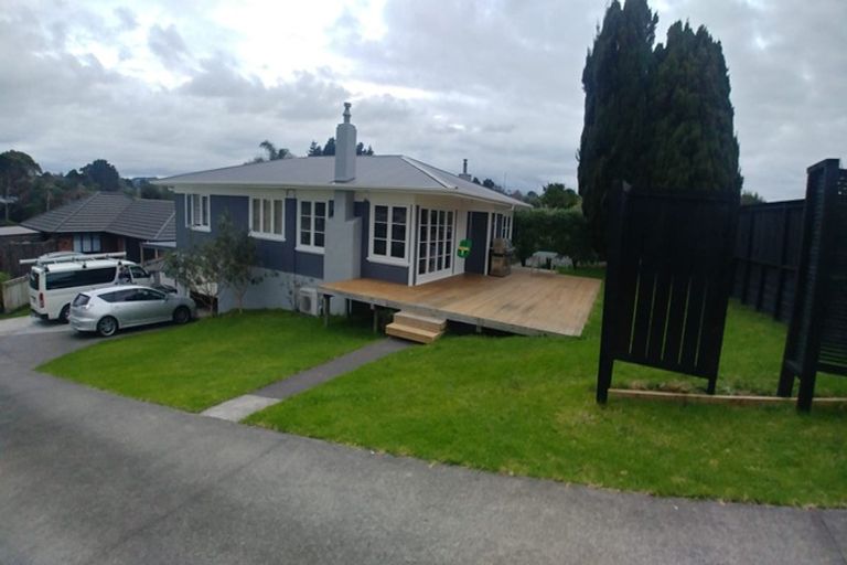 Photo of property in 20 Victoria Avenue, Waiuku, 2123