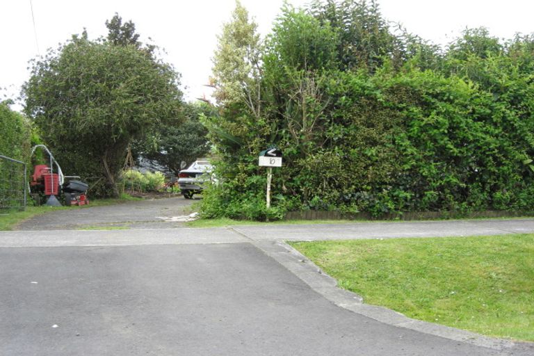 Photo of property in 10 Coleman Avenue, Herald Island, Auckland, 0618