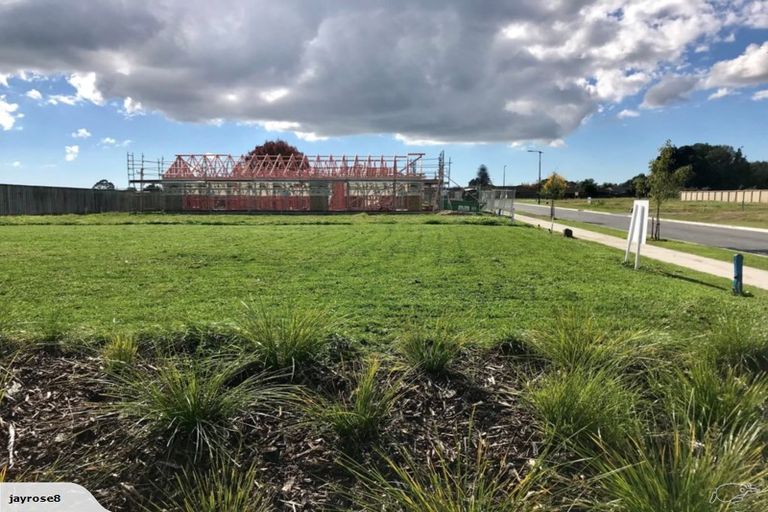 Photo of property in 15 Hanlow Place, Pyes Pa, Tauranga, 3112