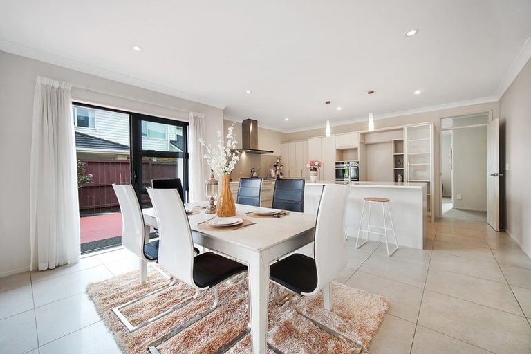 Photo of property in 32 Wawatai Drive, Karaka, Papakura, 2113