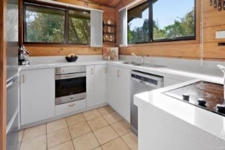 Photo of property in 20 Paulownia Place, Totara Heights, Auckland, 2105