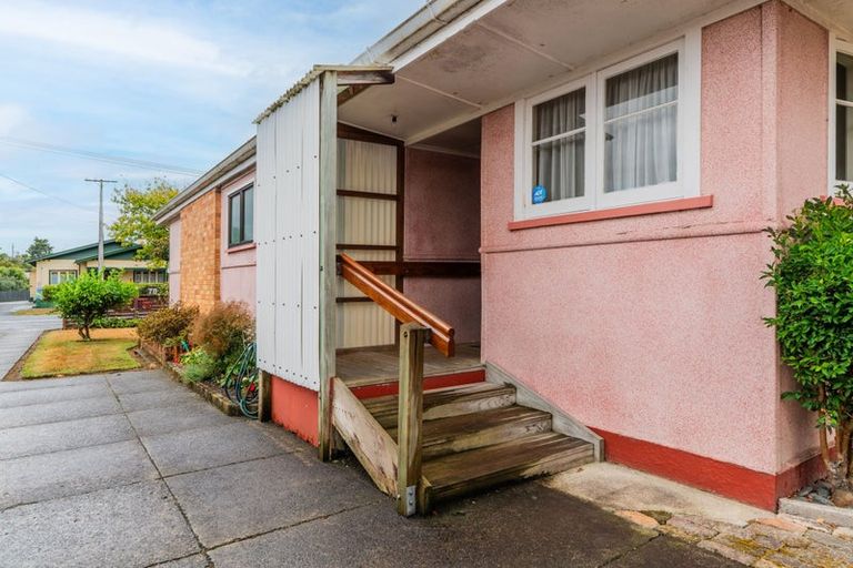 Photo of property in 79 Maeroa Road, Maeroa, Hamilton, 3200