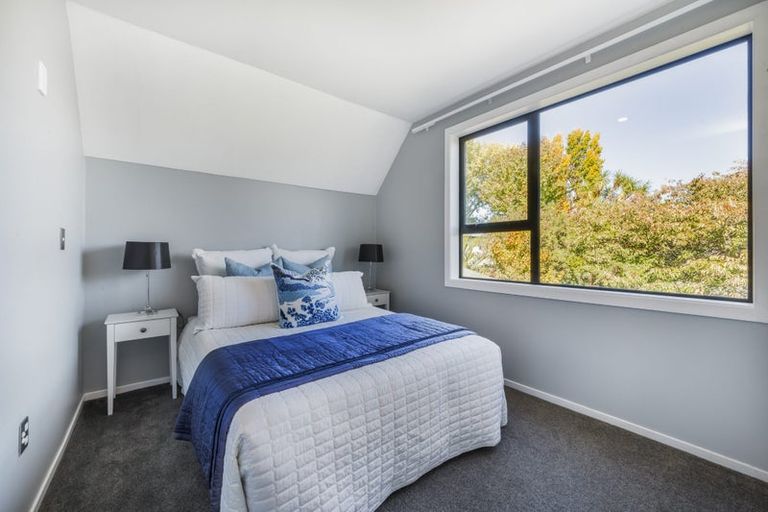 Photo of property in 17 Sayers Crescent, Ilam, Christchurch, 8041