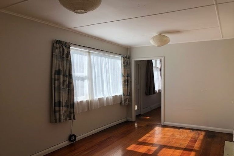 Photo of property in 1/28 Ribble Street, Island Bay, Wellington, 6023