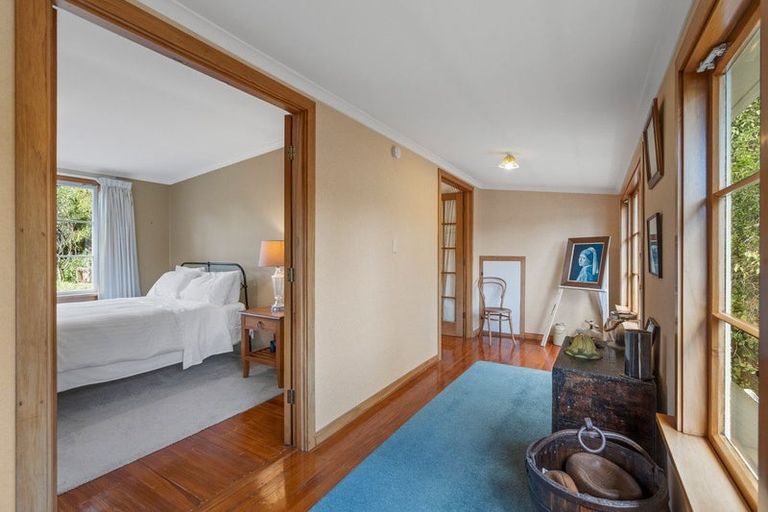 Photo of property in 1 Howard Street, Macandrew Bay, Dunedin, 9014