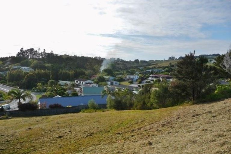 Photo of property in 2 Morey Road, Cable Bay, 0420