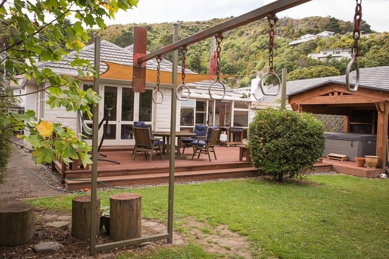 Photo of property in 14 Parnell Street, Fairfield, Lower Hutt, 5011