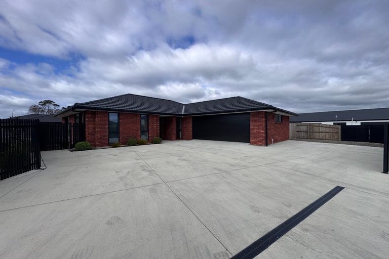 Photo of property in 16b Turoa Street, Maewa, Feilding, 4702