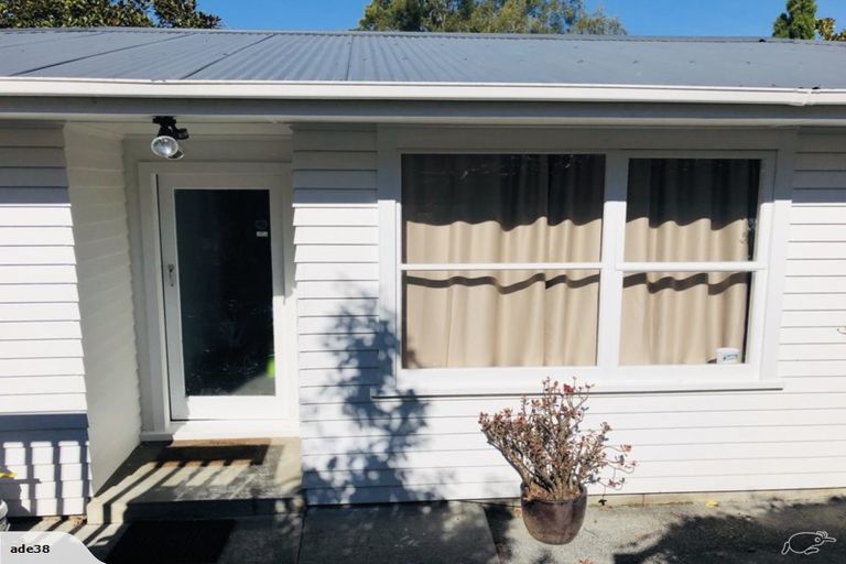 Photo of property in 35 Parker Avenue, New Lynn, Auckland, 0600