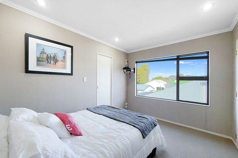 Photo of property in 131 Mayfair Avenue, Whangamata, 3620