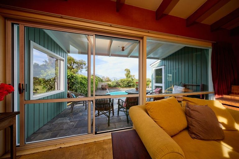 Photo of property in 12 Deal Street, Kaikoura, 7300