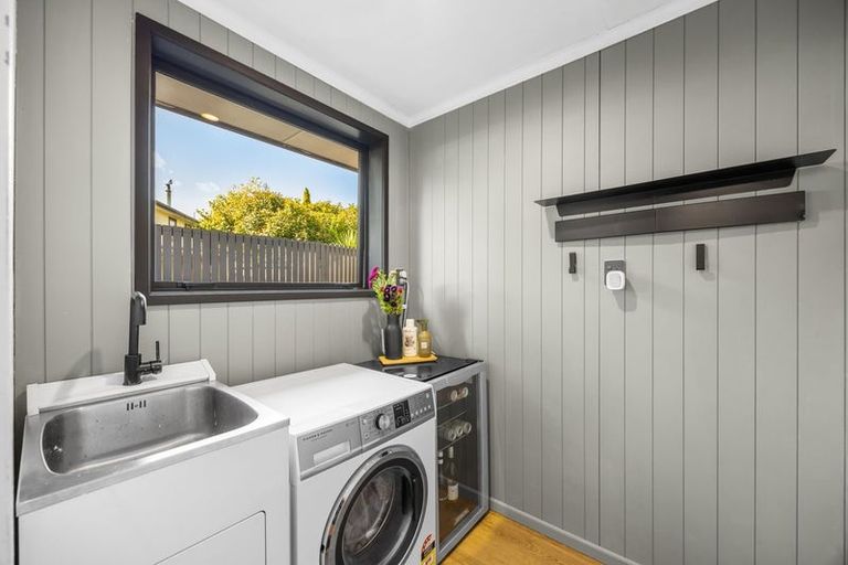 Photo of property in 13 Aeolus Place, Wanaka, 9305