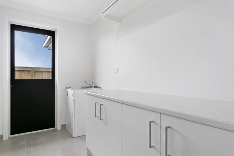 Photo of property in 10 Kara Place, Wharewaka, Taupo, 3330