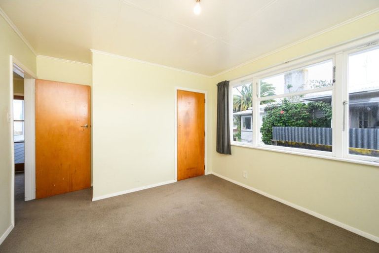 Photo of property in 19 Sefton Avenue, Highbury, Palmerston North, 4412