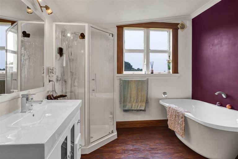 Photo of property in 1312 Devon Road, Brixton, Waitara, 4382