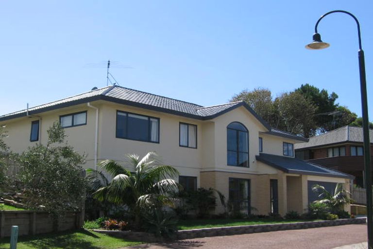 Photo of property in 34 Coventry Way, Long Bay, Auckland, 0630