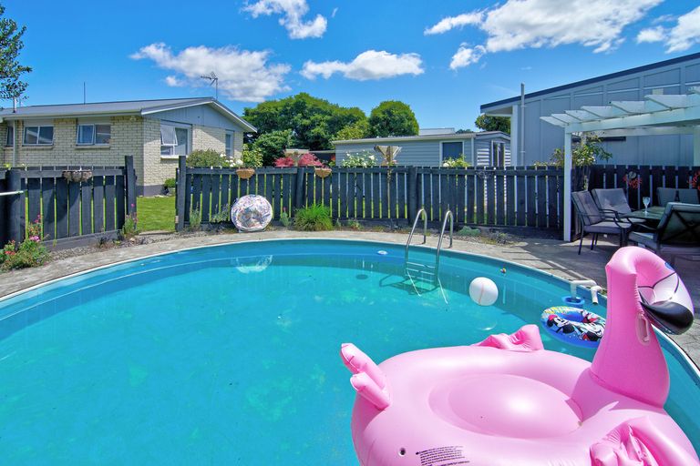 Photo of property in 19 Manchester Street, Solway, Masterton, 5810