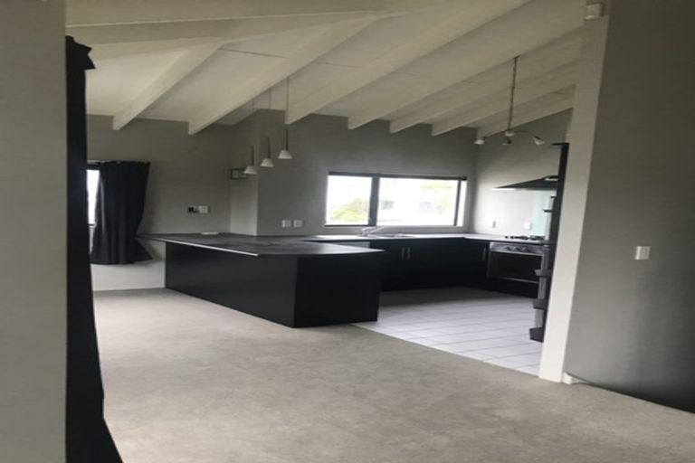 Photo of property in 72a Sheridan Terrace, Johnsonville, Wellington, 6037