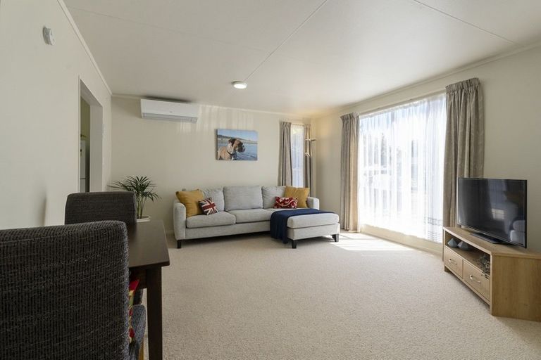 Photo of property in 17a Sunshine Avenue, Paraparaumu, 5032