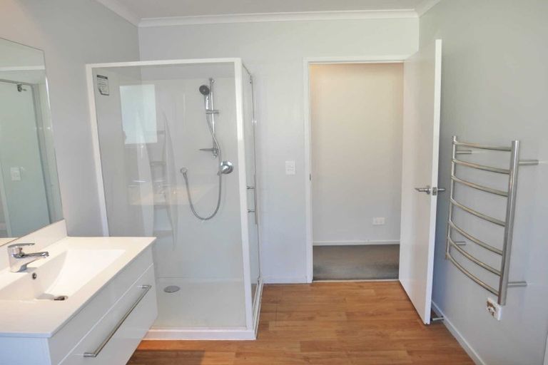 Photo of property in 19 Defoe Place, Waltham, Christchurch, 8023