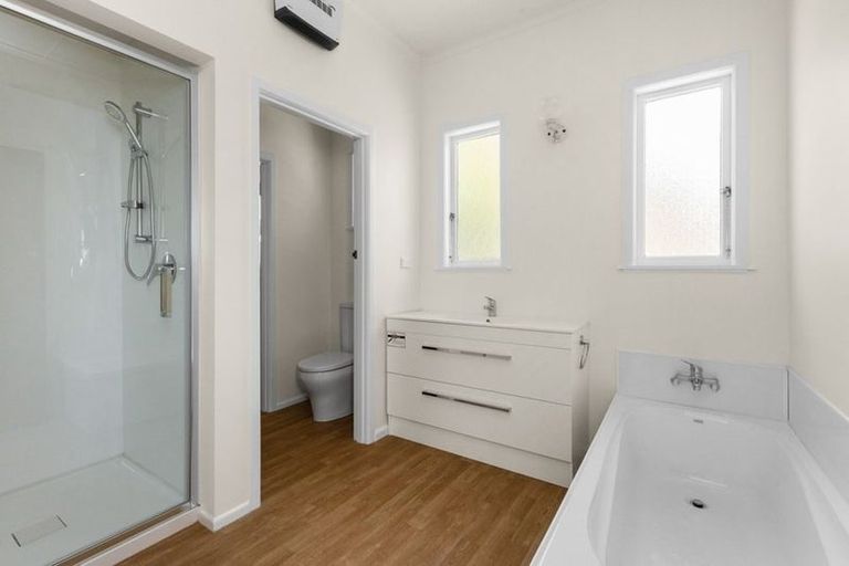 Photo of property in 7 Plassey Street, Havelock North, 4130