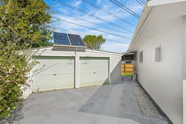 Photo of property in 31 Appleby Crescent, Burnside, Christchurch, 8053