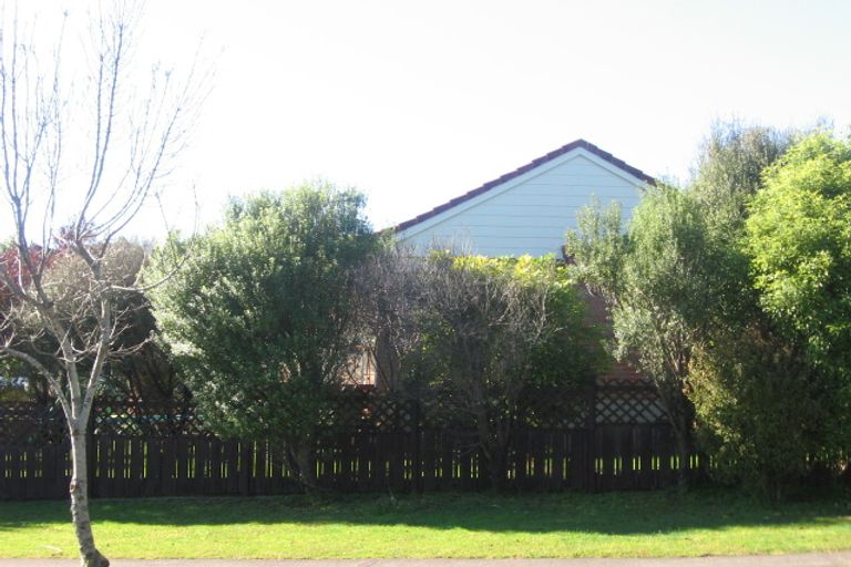 Photo of property in 11 Lorelei Place, Opaheke, Papakura, 2113