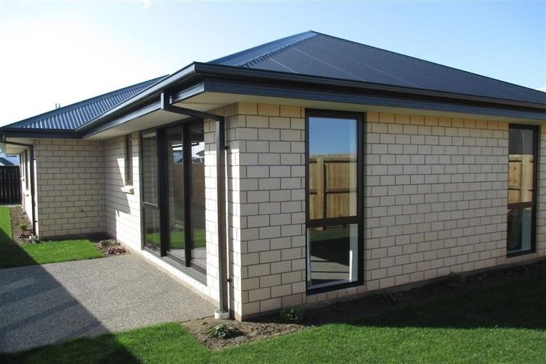 Photo of property in 97 Caulfield Avenue, Halswell, Christchurch, 8025