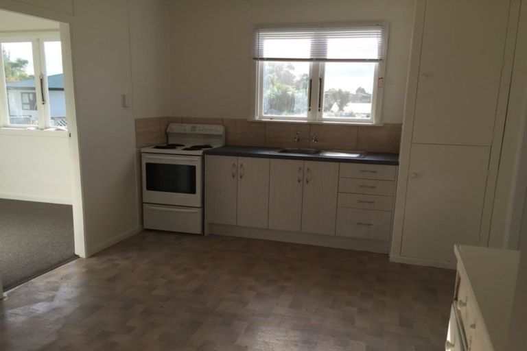 Photo of property in 2/119 Victoria Street West, Onehunga, Auckland, 1061