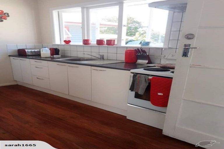 Photo of property in 41 Masefield Avenue, Maraenui, Napier, 4110