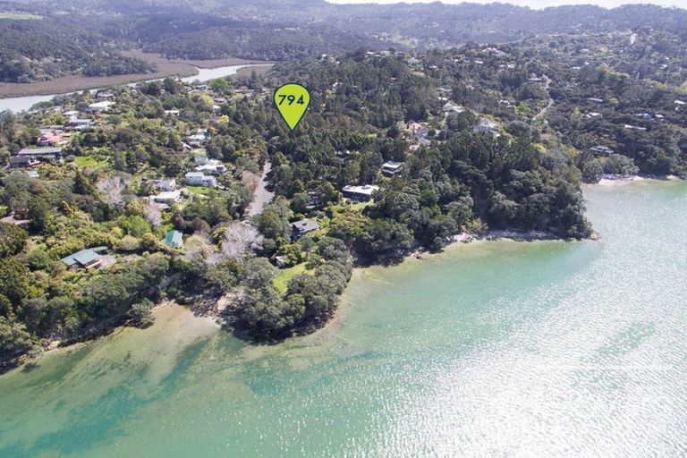 Photo of property in 794 South Titirangi Road, Titirangi, Auckland, 0604