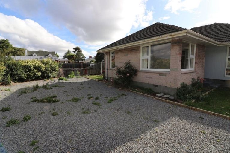 Photo of property in 1 Ballantyne Avenue, Upper Riccarton, Christchurch, 8041