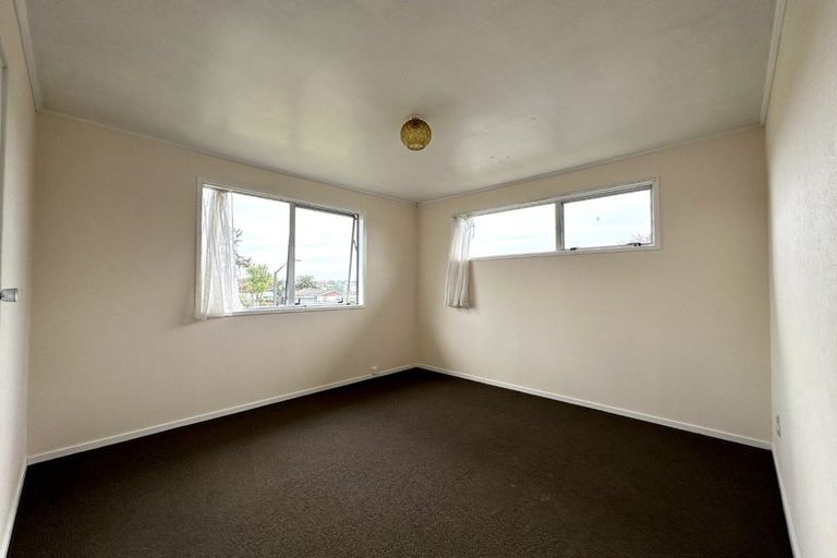 Photo of property in 1/14 Dalmatia Place, Henderson, Auckland, 0612