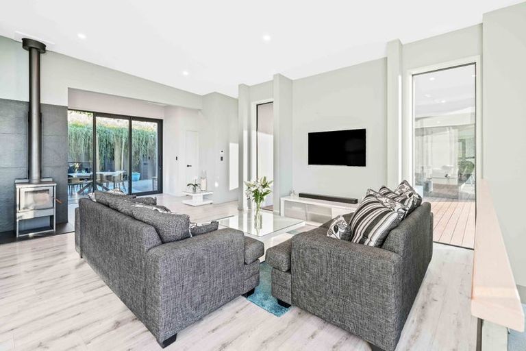 Photo of property in 13 Redmund Spur Road, Kennedys Bush, Christchurch, 8025