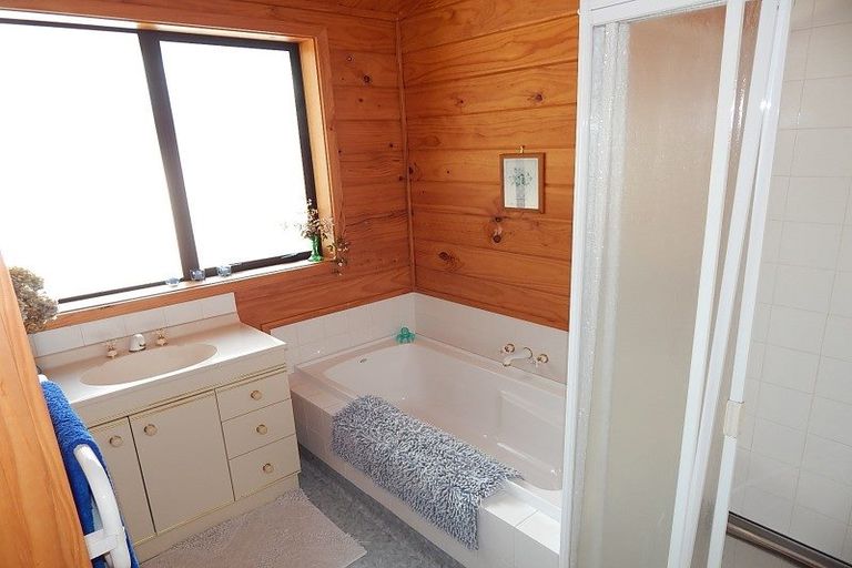 Photo of property in 50 Brunings Road, Carters Beach, Westport, 7892