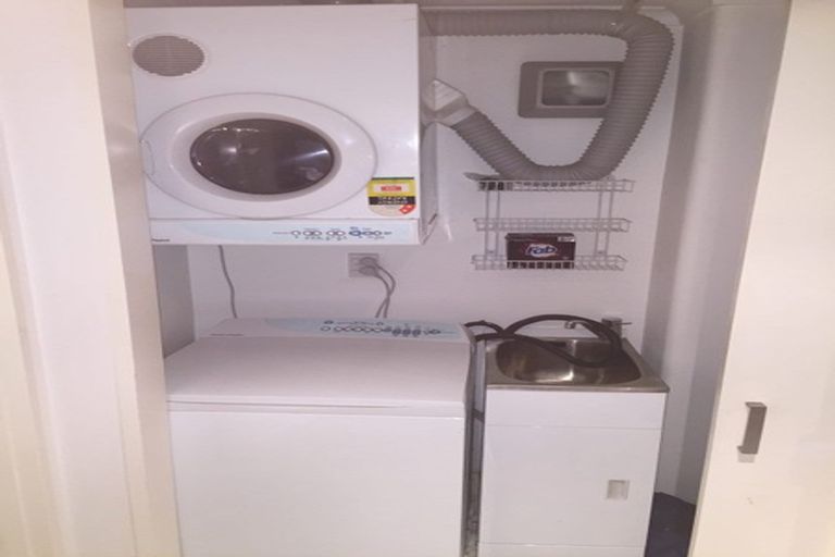 Photo of property in Augusta Apartments, 10/254 Willis Street, Te Aro, Wellington, 6011