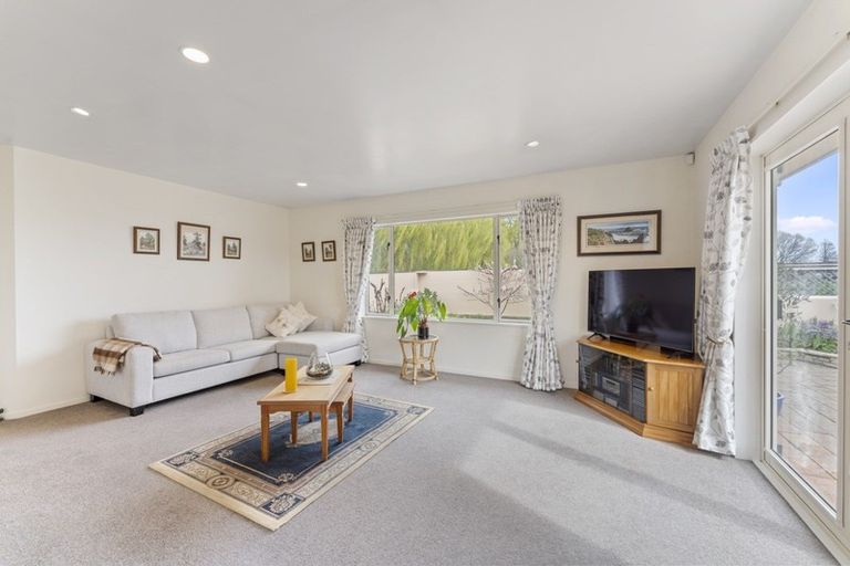 Photo of property in 65 Victors Road, Hoon Hay, Christchurch, 8025