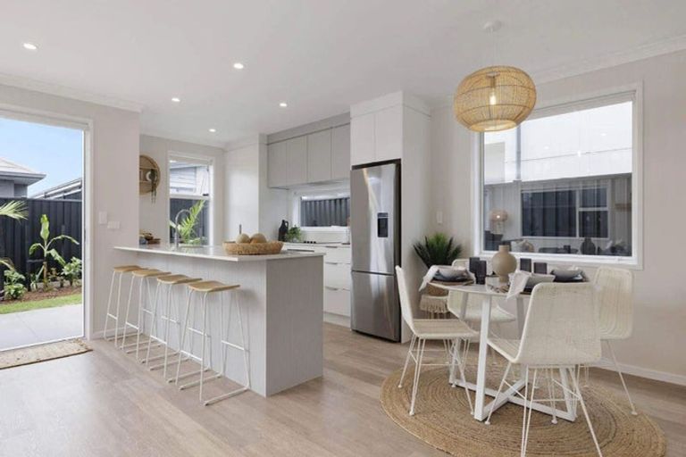 Photo of property in 45 Bill Miller Drive, Papamoa, 3118