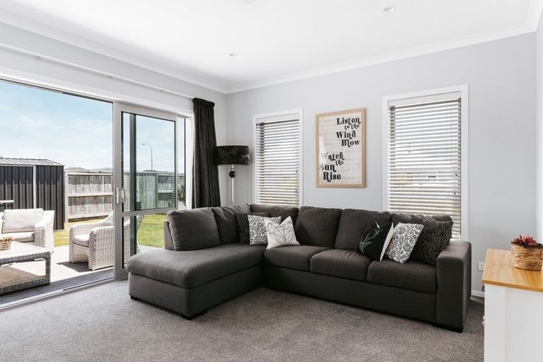 Photo of property in 34 Farrier Street, Papamoa, 3118