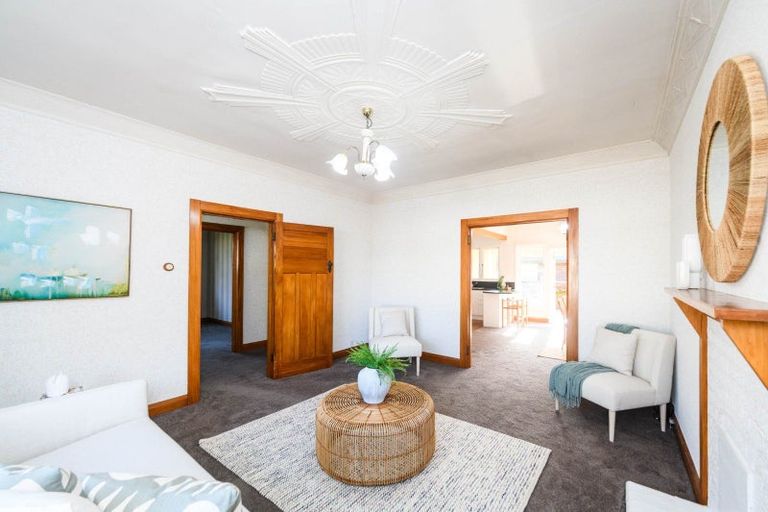 Photo of property in 18 Mahoe Avenue, Takaro, Palmerston North, 4410